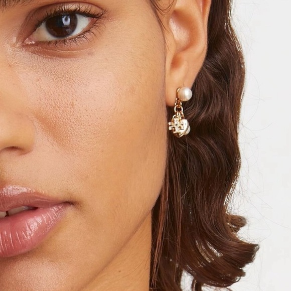 Tory Burch Authentic Jewelry Merchandise At Awesome Prices To Buy Now & Save - Picture 4 of 15